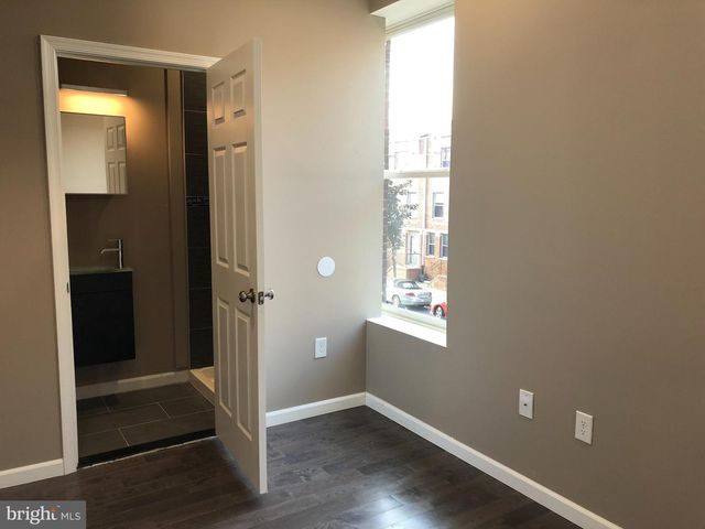 1631 W DIAMOND ST, Philadelphia, PA 19121