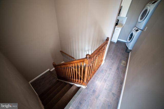 1631 W DIAMOND ST, Philadelphia, PA 19121
