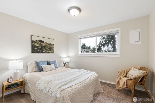 18720 4th Avenue S, Burien, WA 98148