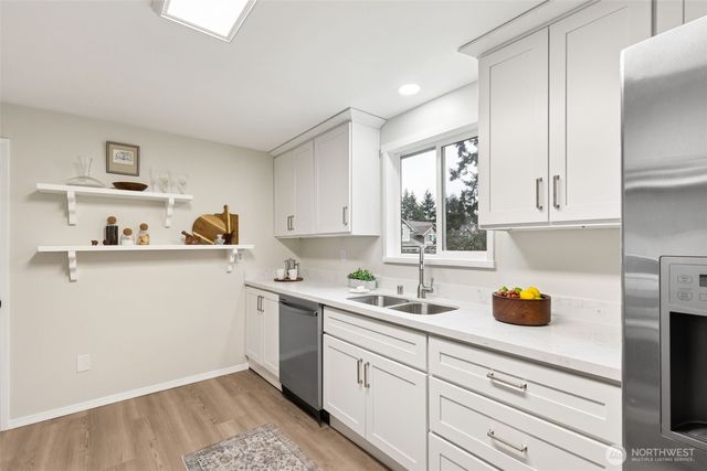 18720 4th Avenue S, Burien, WA 98148