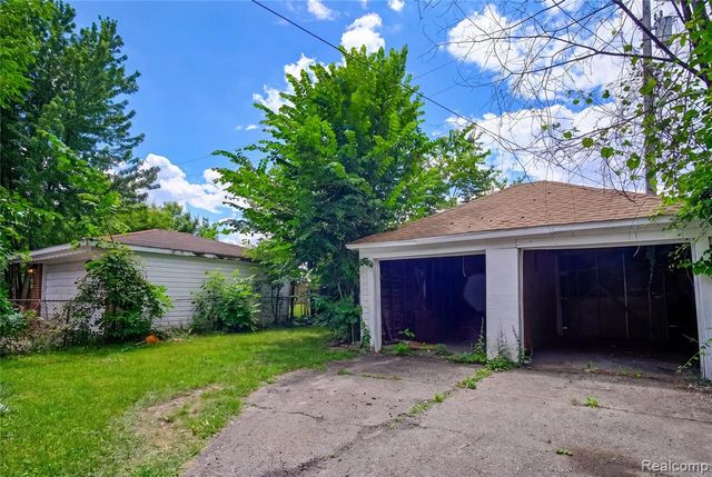 5771 Chatsworth Street, Detroit, MI 48224