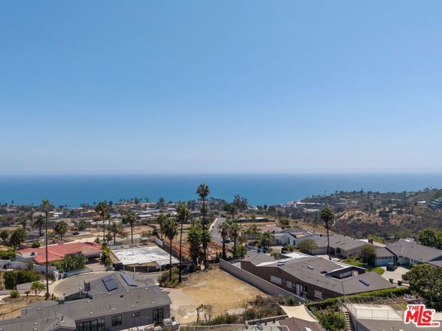 16915 Enchanted Place, Los Angeles, CA 90272