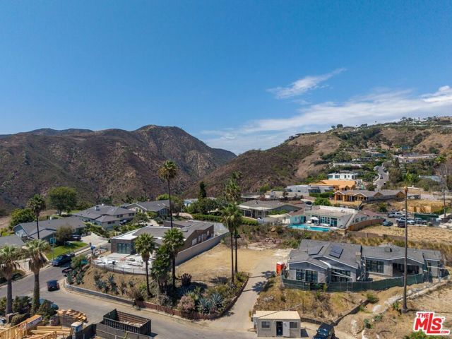 16915 Enchanted Place, Los Angeles, CA 90272