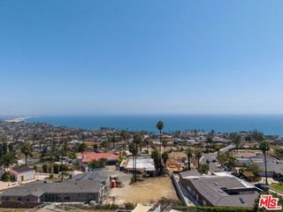 16915 Enchanted Place, Los Angeles, CA 90272