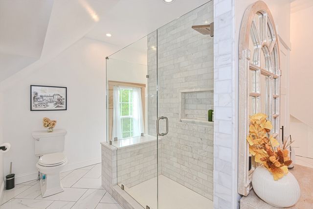 24 Main St, Upton, MA 01568