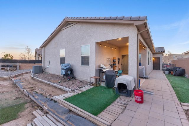 1412 Terrazas Court, Los Lunas, NM 87031