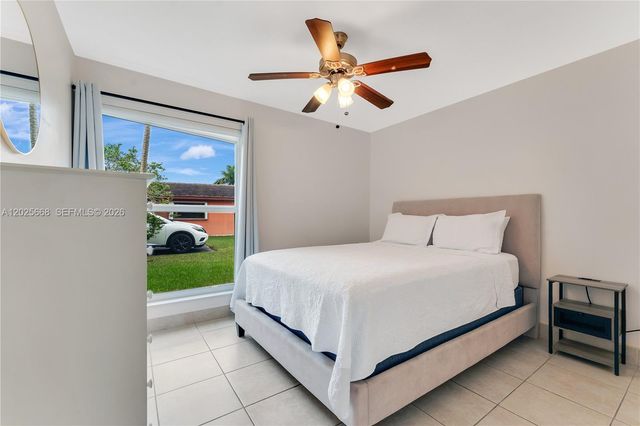 9501 E Palmetto Club Lane E 9501, Palmetto Bay, FL 33157
