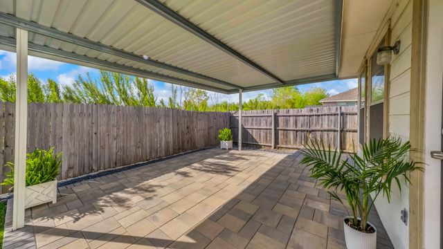 9609 Maryville Lane, Fort Worth, TX 76108