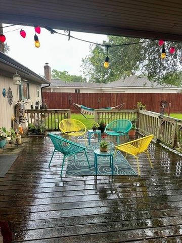 1706 San Sebastian Lane, Nassau Bay, TX 77058