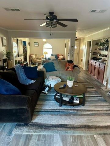 1706 San Sebastian Lane, Nassau Bay, TX 77058