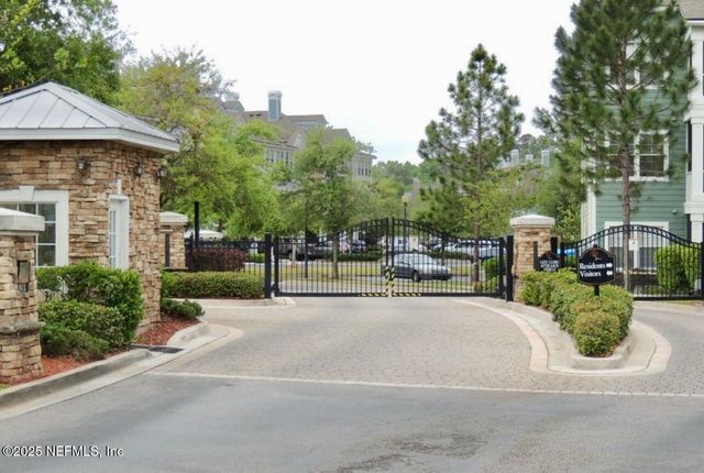 8550 TOUCHTON Road 922, Jacksonville, FL 32216