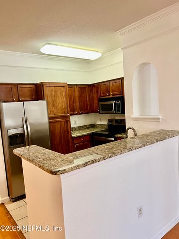 8550 TOUCHTON Road 922, Jacksonville, FL 32216