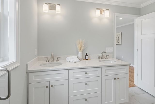 24 Cassidy Trail, Coventry, RI 02816