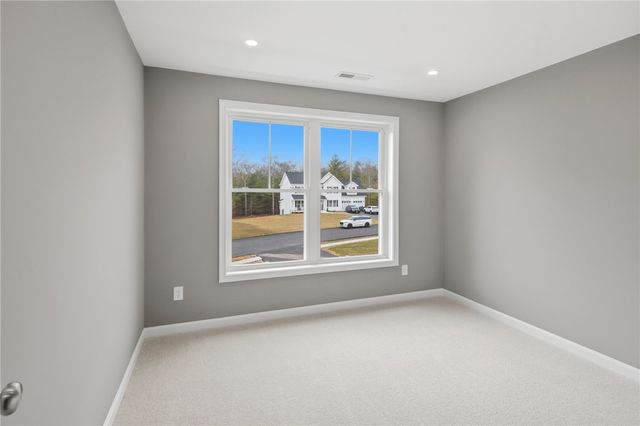 24 Cassidy Trail, Coventry, RI 02816