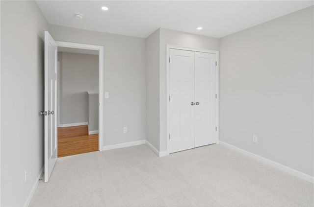 24 Cassidy Trail, Coventry, RI 02816