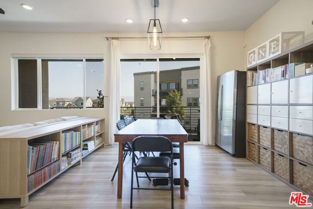 27409 Journey Place 205, Valencia, CA 91381