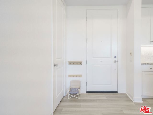 27409 Journey Place 205, Valencia, CA 91381