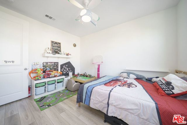 27409 Journey Place 205, Valencia, CA 91381