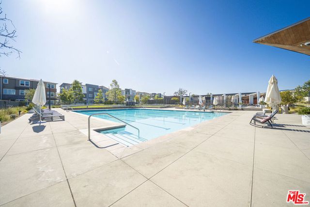 27409 Journey Place 205, Valencia, CA 91381