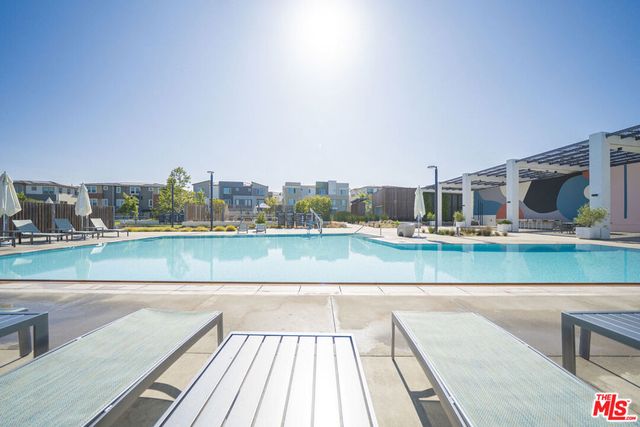 27409 Journey Place 205, Valencia, CA 91381