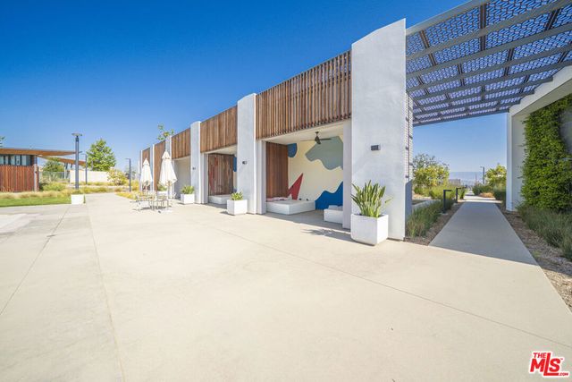 27409 Journey Place 205, Valencia, CA 91381