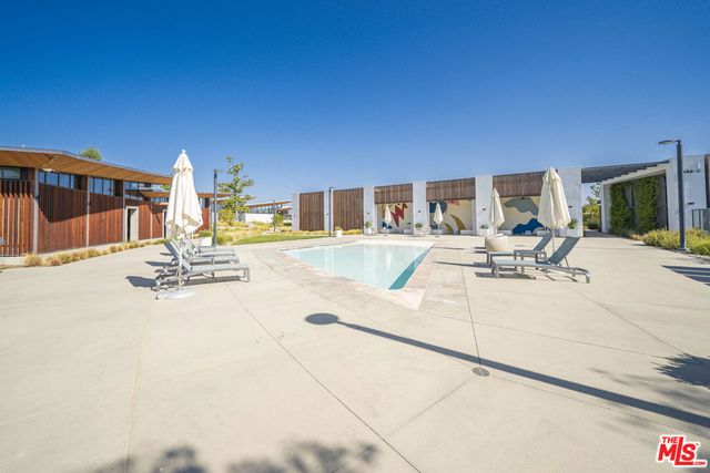 27409 Journey Place 205, Valencia, CA 91381