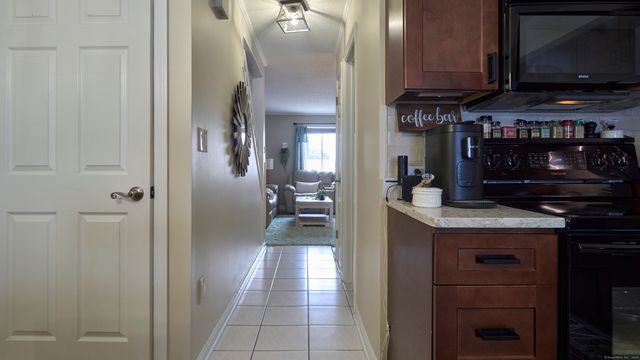 273 Derby Avenue 511, Derby, CT 06418
