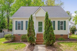 110 E Edgewood Drive, Durham, NC 27704