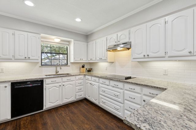 1224 Cloudy Sky Lane, Lewisville, TX 75067