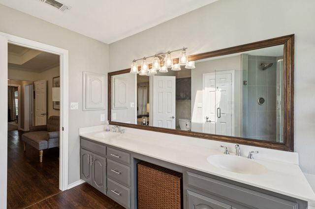 1224 Cloudy Sky Lane, Lewisville, TX 75067