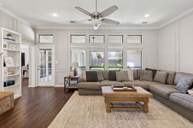 1224 Cloudy Sky Lane, Lewisville, TX 75067