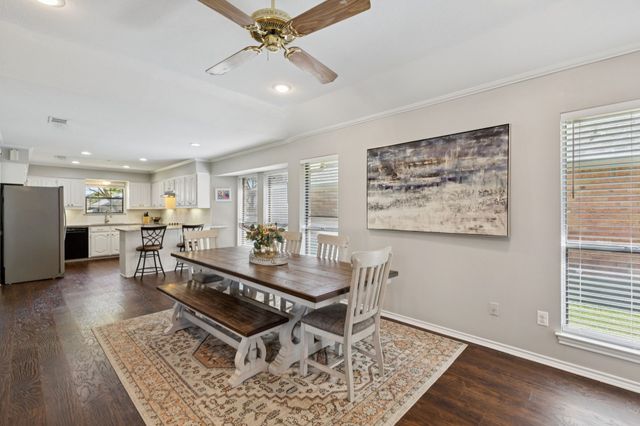 1224 Cloudy Sky Lane, Lewisville, TX 75067