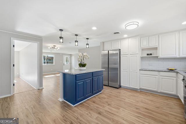 1130 Worthington Hills Drive, Roswell, GA 30076