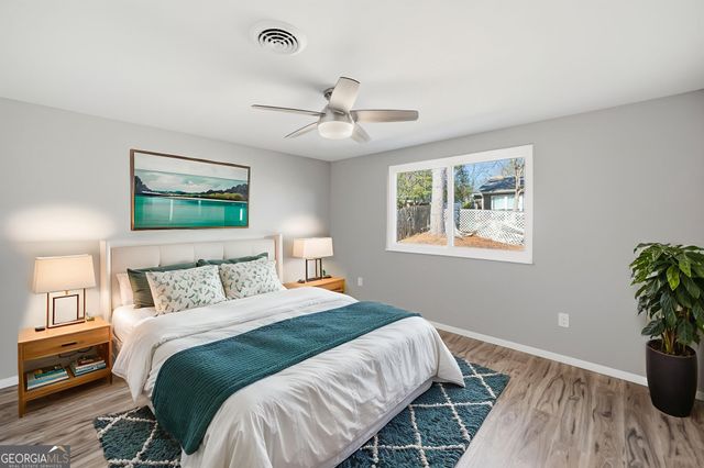 1130 Worthington Hills Drive, Roswell, GA 30076