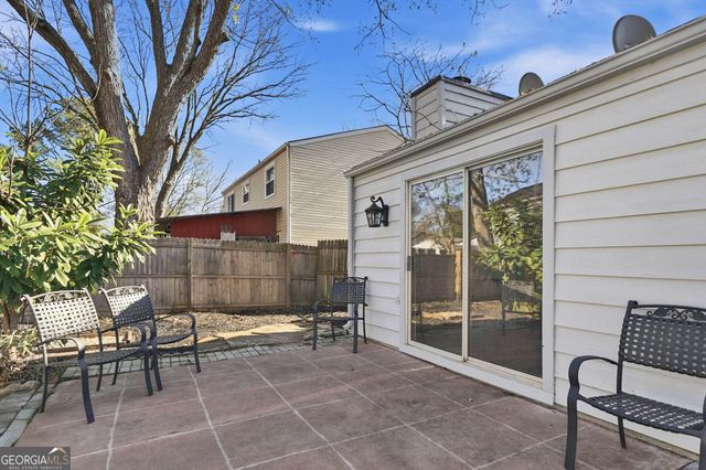 1130 Worthington Hills Drive, Roswell, GA 30076