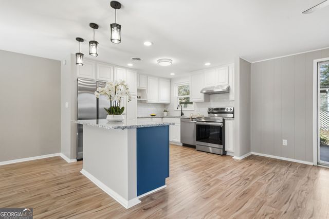 1130 Worthington Hills Drive, Roswell, GA 30076