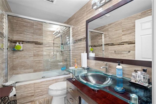 335 Concord D, Glendale, CA 91203