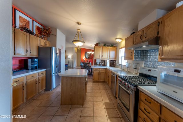 7650 Cortez Drive, Las Cruces, NM 88011