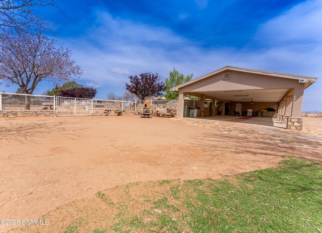 7650 Cortez Drive, Las Cruces, NM 88011