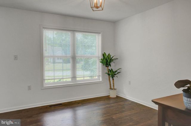 201 ELEAH'S XING, Greencastle, PA 17225