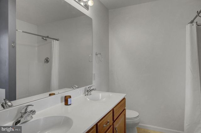201 ELEAH'S XING, Greencastle, PA 17225