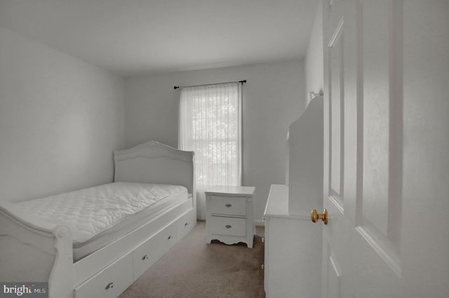 201 ELEAH'S XING, Greencastle, PA 17225