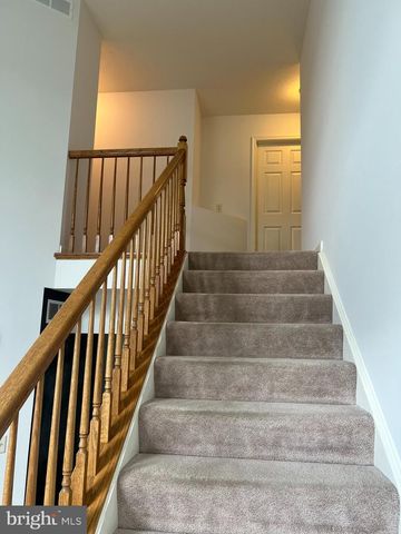 201 ELEAH'S XING, Greencastle, PA 17225