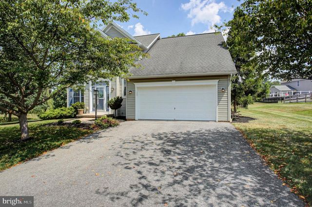 201 ELEAH'S XING, Greencastle, PA 17225