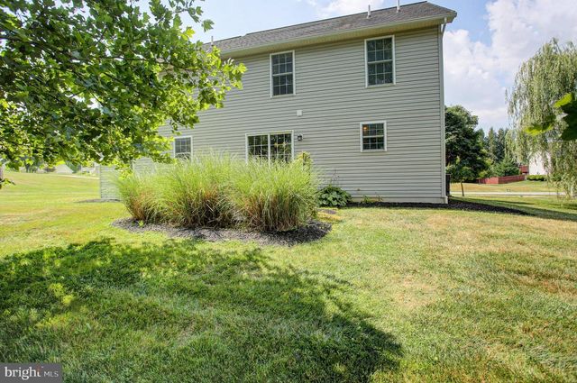 201 ELEAH'S XING, Greencastle, PA 17225