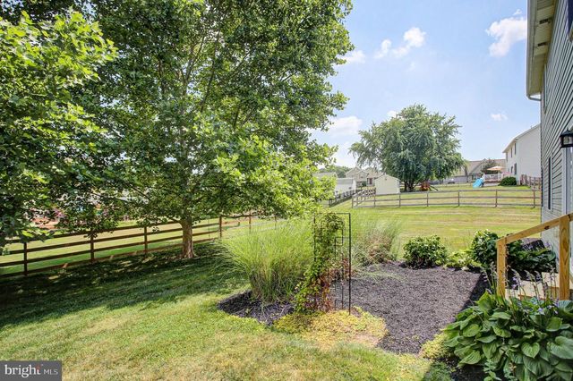 201 ELEAH'S XING, Greencastle, PA 17225