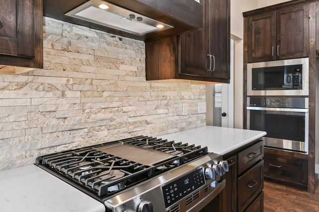 367 Knightsway, Billings, MO 65610