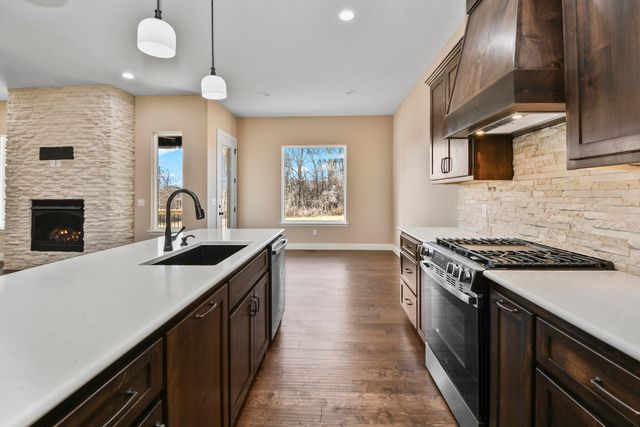 367 Knightsway, Billings, MO 65610