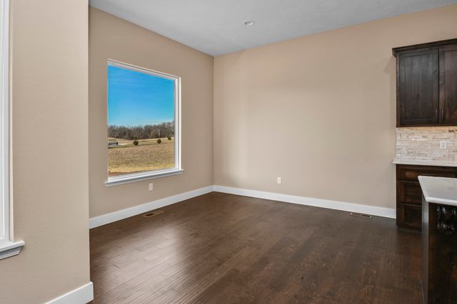 367 Knightsway, Billings, MO 65610