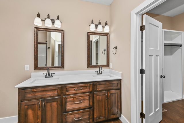 367 Knightsway, Billings, MO 65610